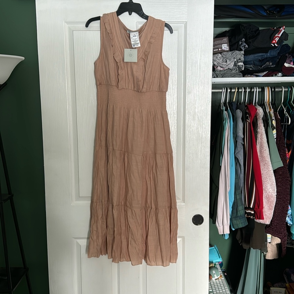 J Gee Tiered Maxi Dress L Taupe
